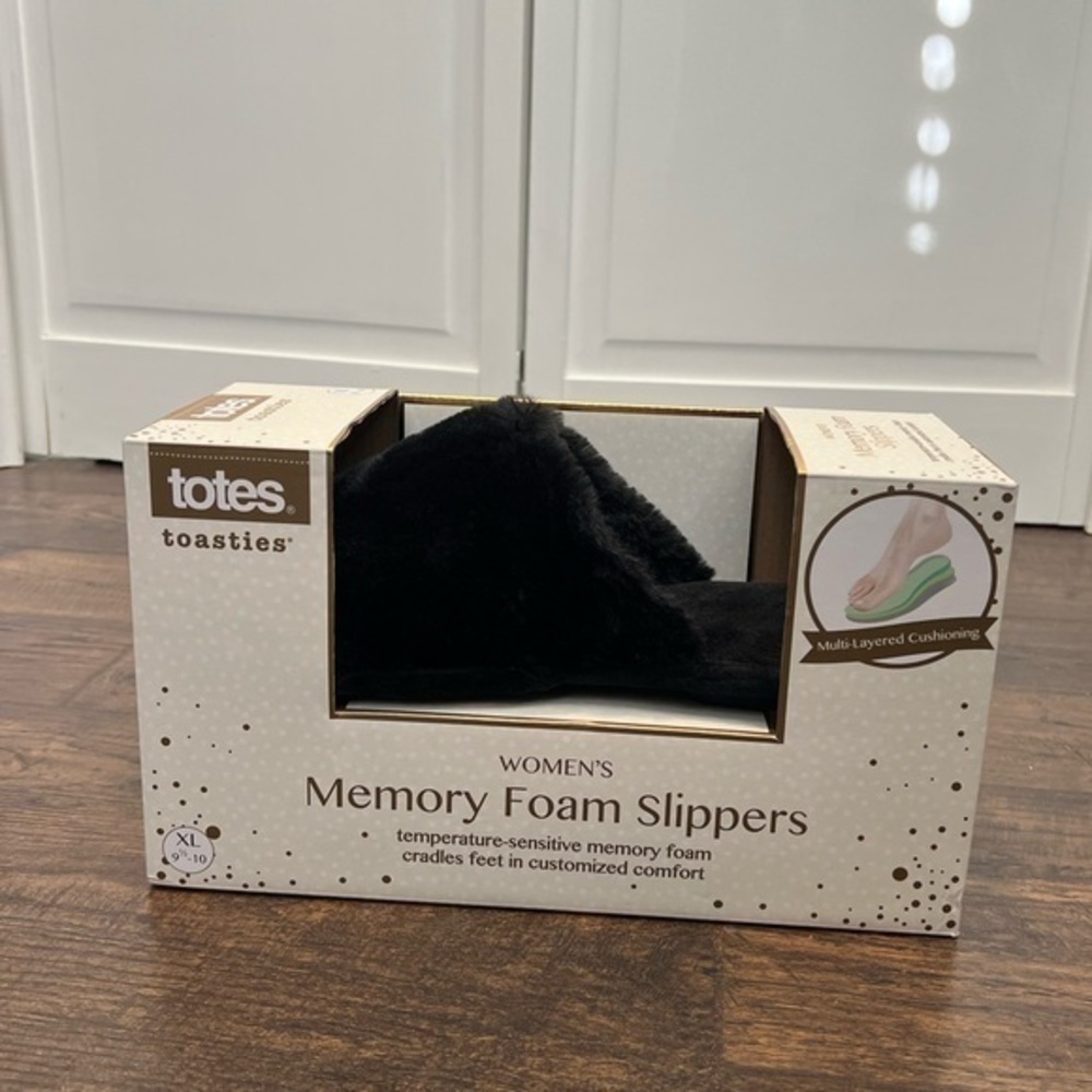 New Totes Toasties Memory Foam Slippers Size Women’s XL (9 1/2-10) Color Black